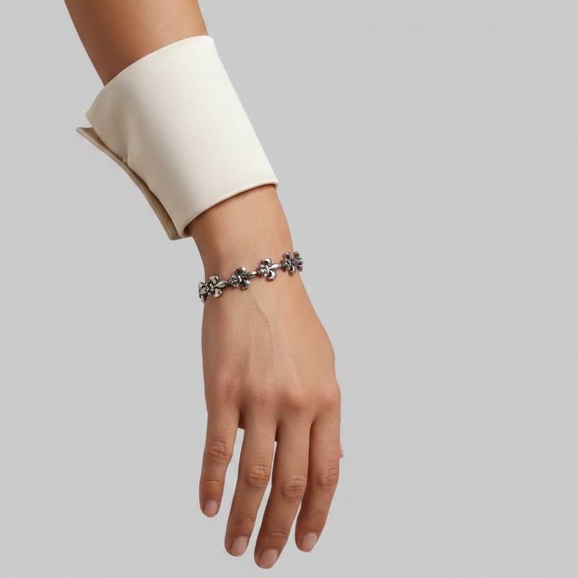 Pulsera Flor de Lis Eterna