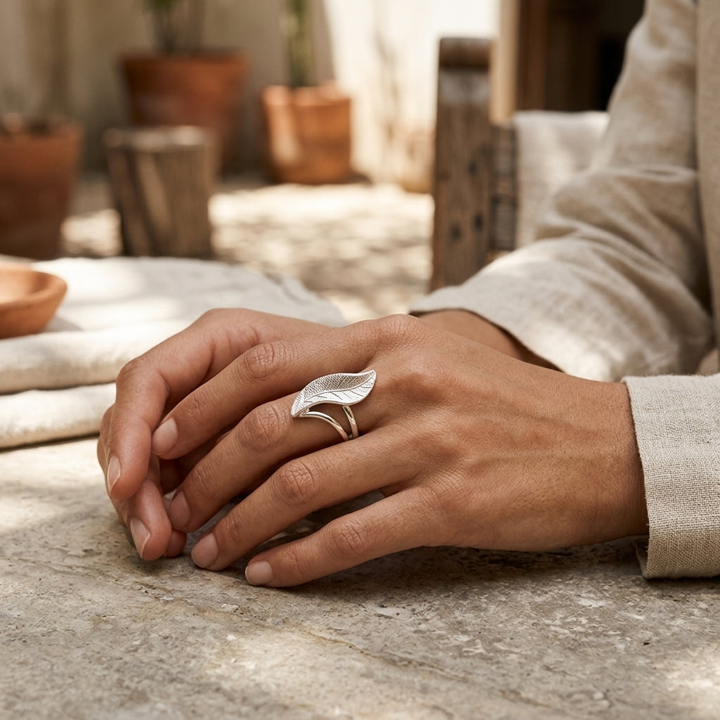 Anillo Hoja Infinita